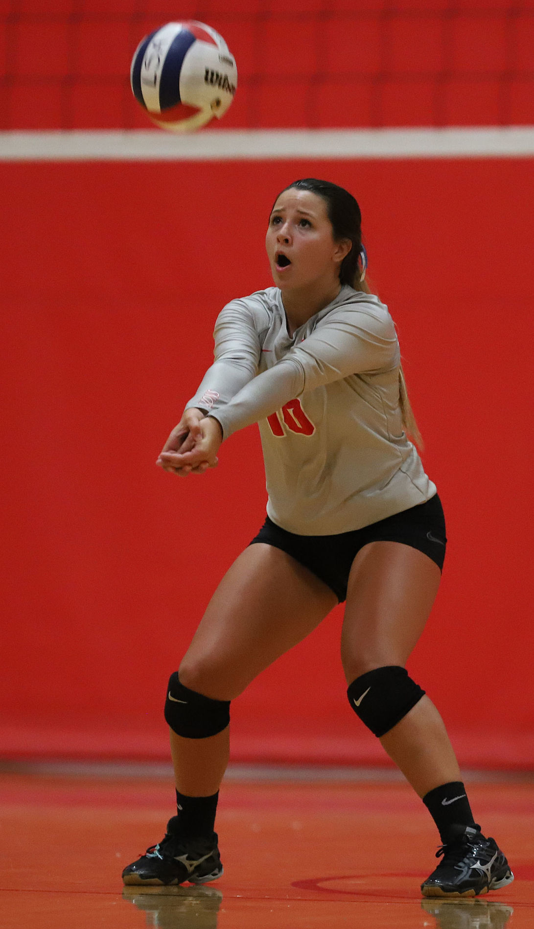 Eisenhower vs LSA volleyball 15 8.27.18.jpg
